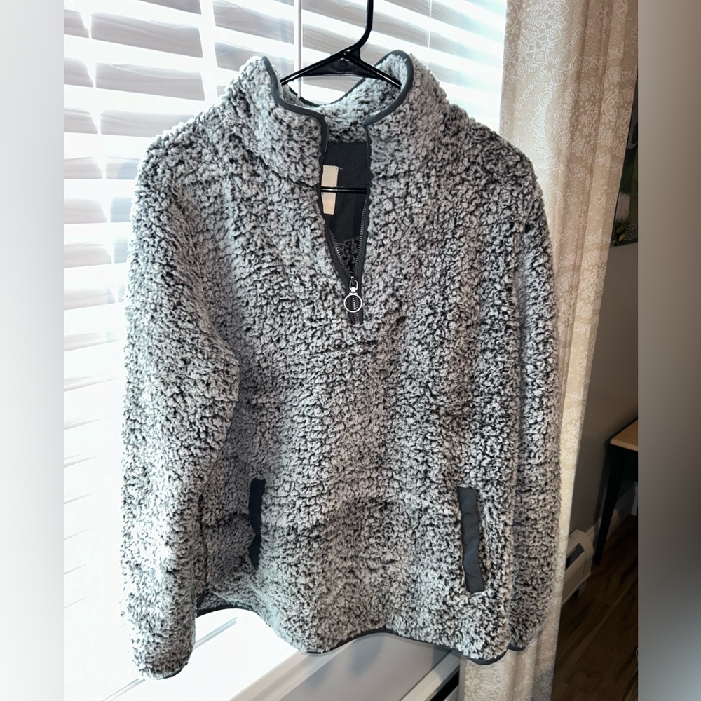 Women’s Sherpa quarter zip